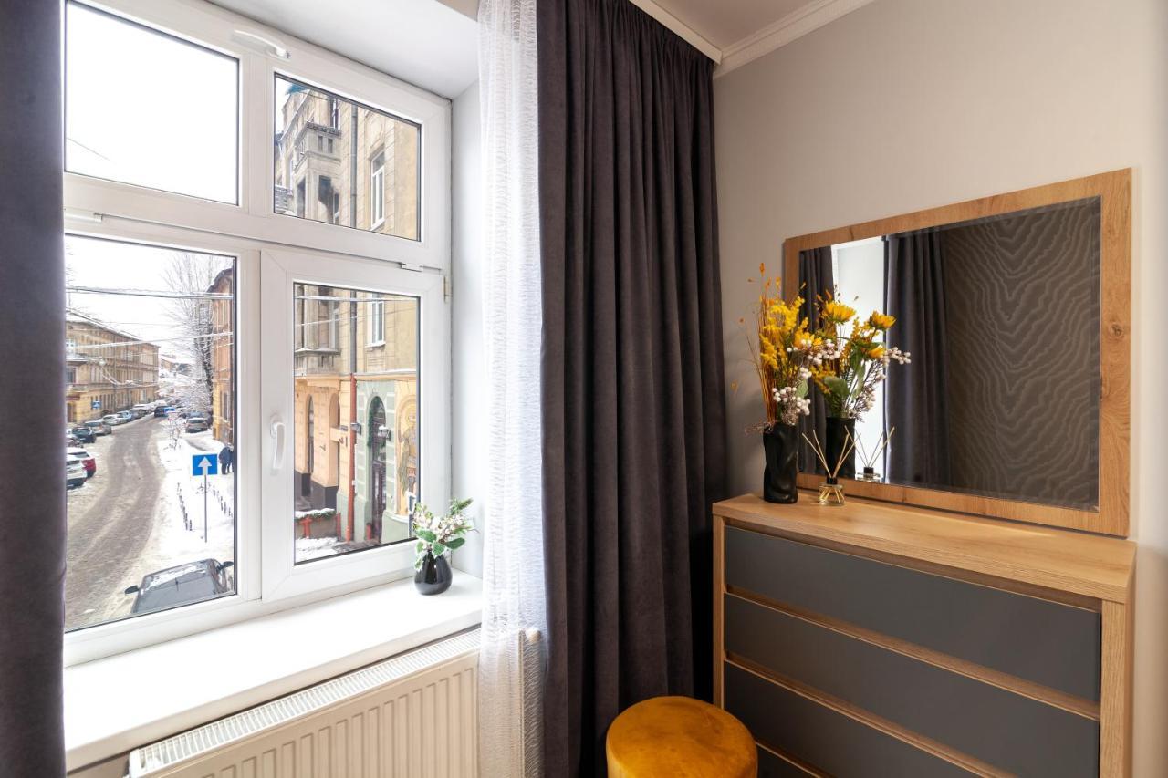 Alfa Apartments Kniazia Leva 2 Lviv Dış mekan fotoğraf